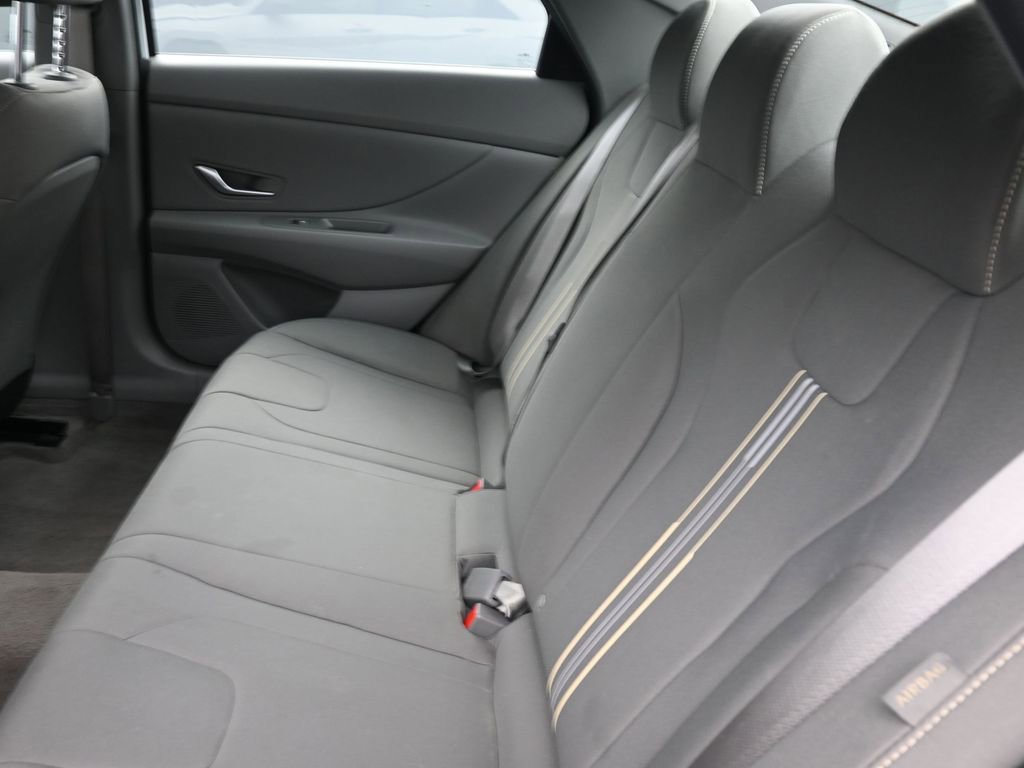 Certified 2026 Hyundai Elantra Sport FWD image 21