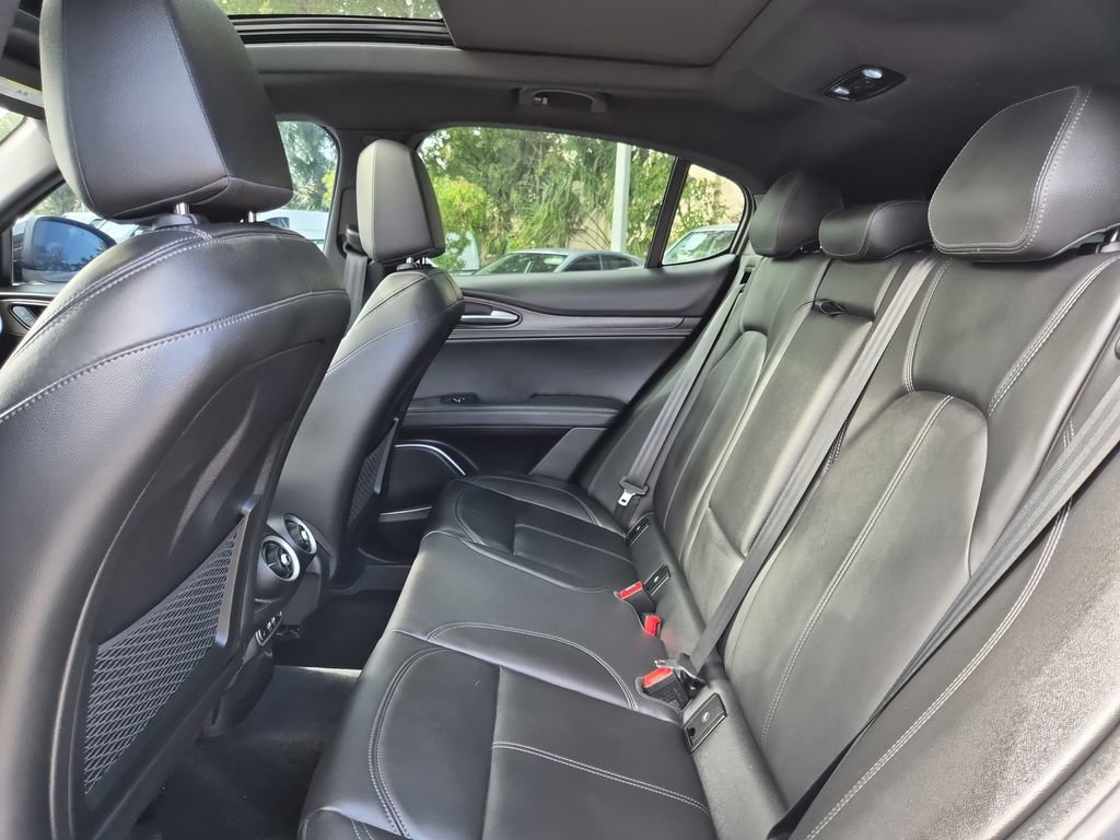 Used 2022 Alfa Romeo Stelvio Ti image 15