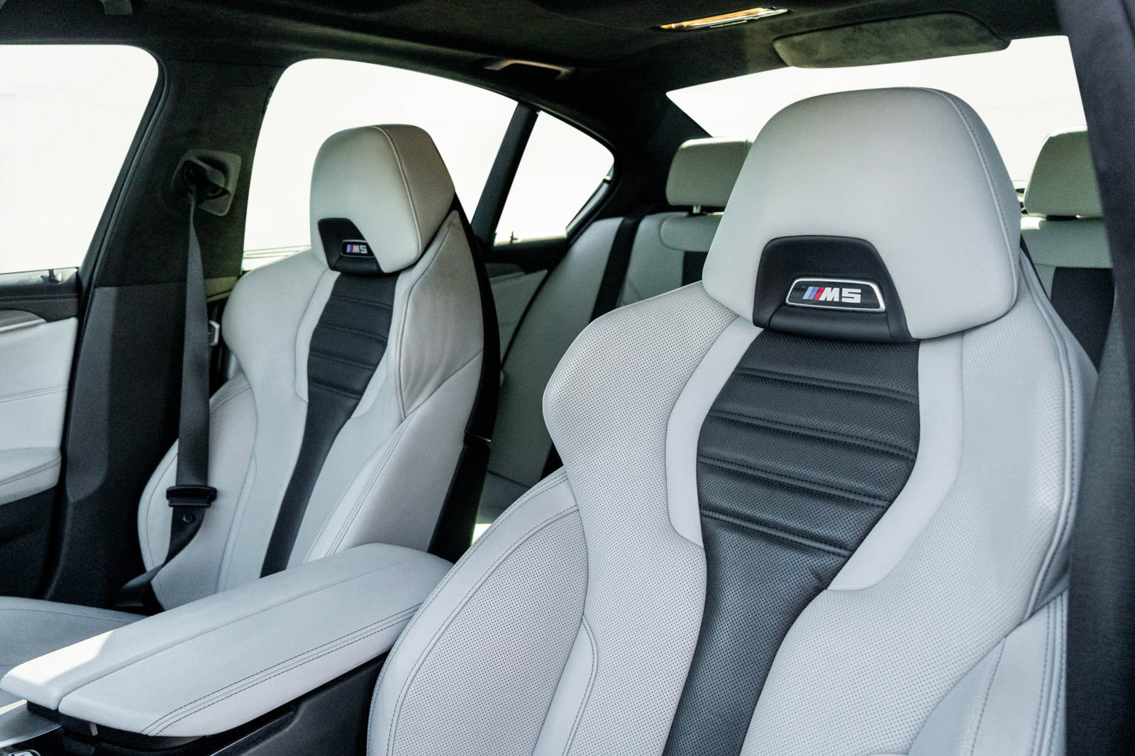 Used 2021 BMW M5 w/ Executive Package image 3