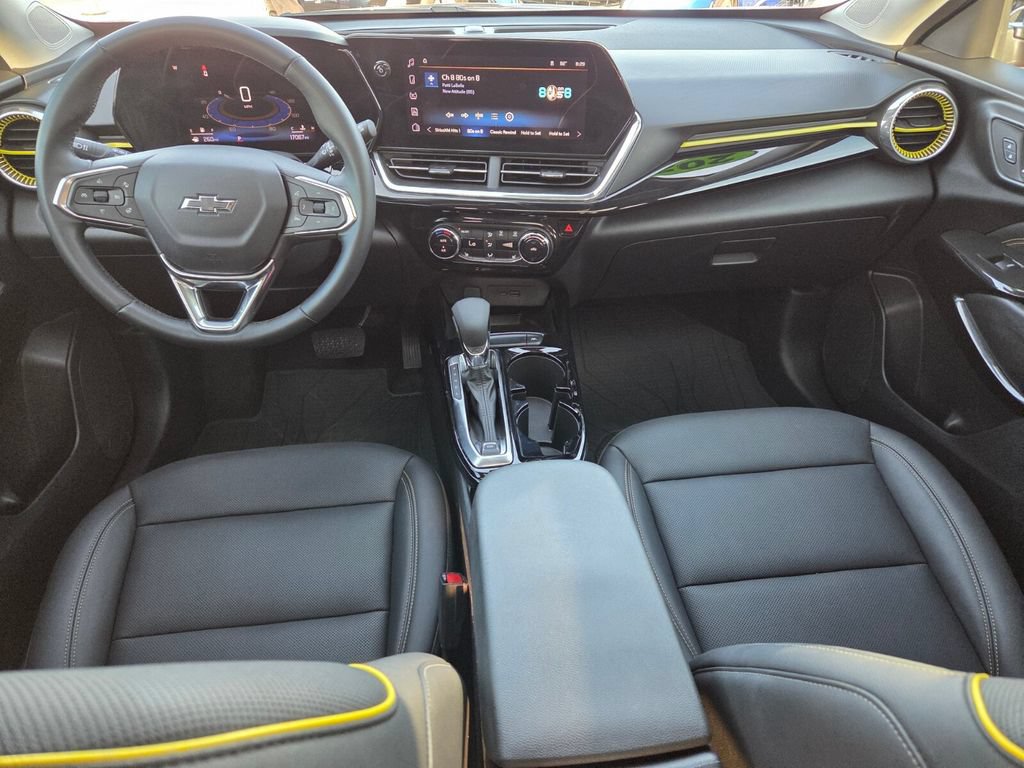 Used 2024 Chevrolet Trax ACTIV w/ Sunroof Package FWD image 10