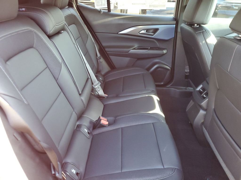 New 2026 Chevrolet Equinox EV LT FWD image 27
