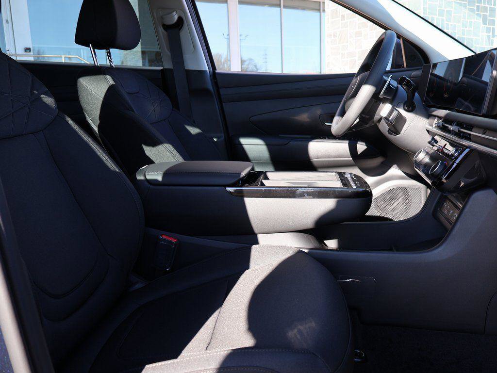 New 2026 Hyundai Tucson Blue SE image 10