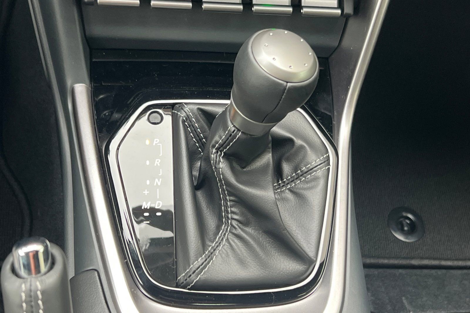 New 2026 Toyota GR86 Premium image 18