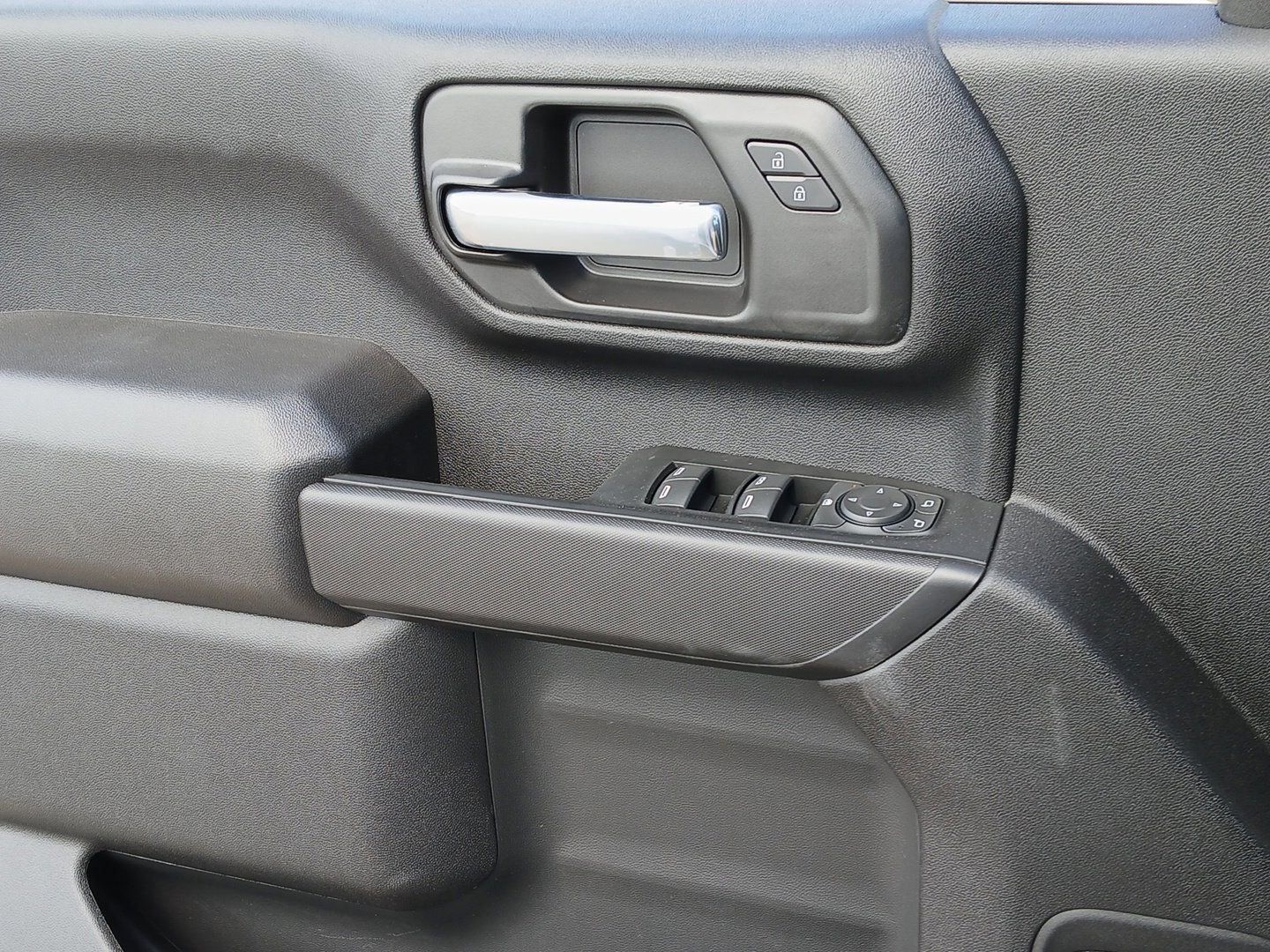 New 2022 Chevrolet Traverse LT w/ LT Premium Package image 16