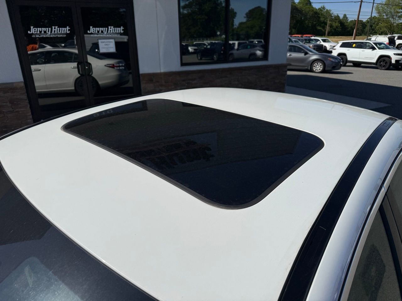 Used 2025 Mercedes-Benz C 300 4MATIC Sedan image 12