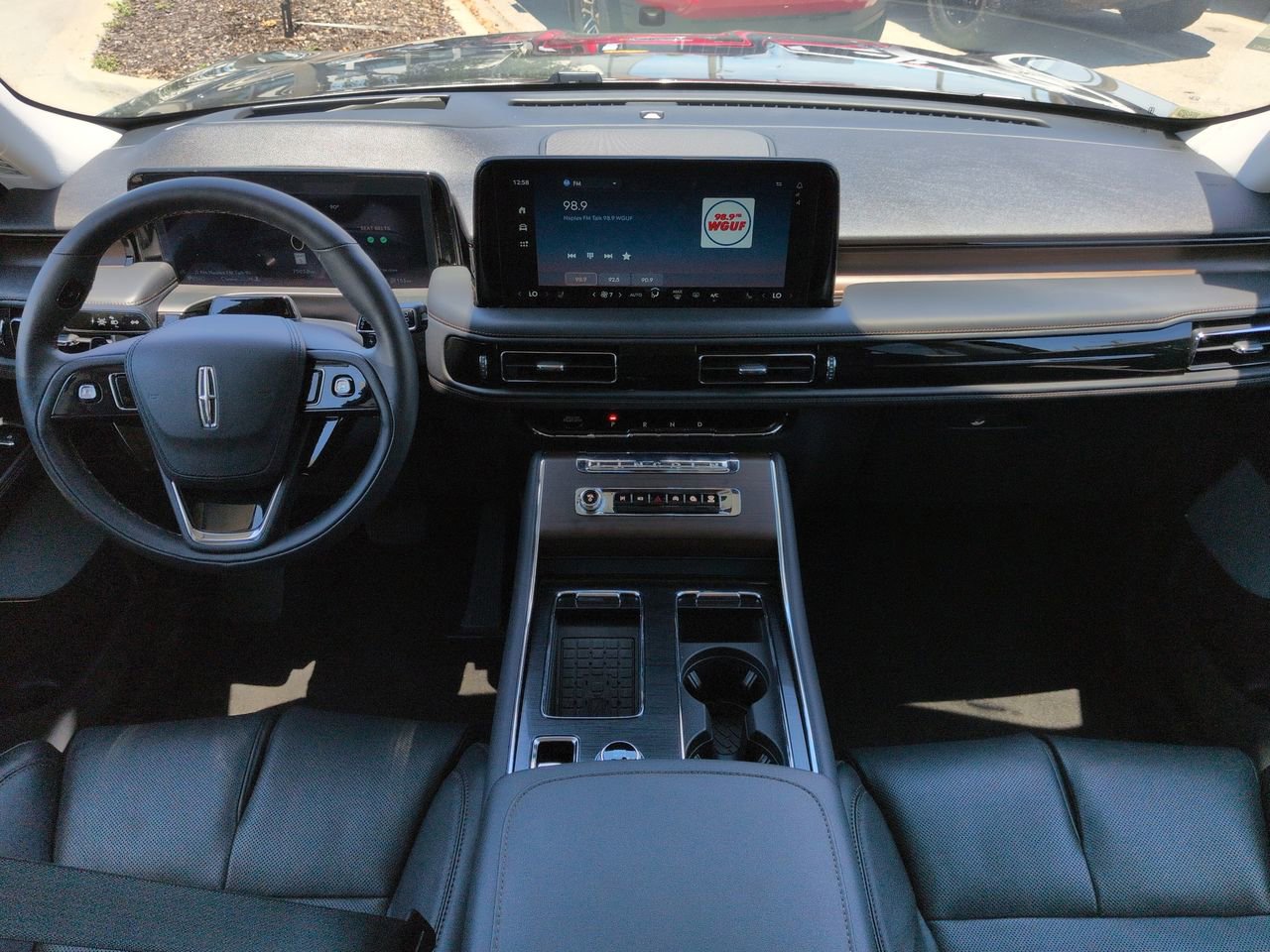 Used 2025 Lincoln Aviator Reserve w/ Equipment Group 201A AWD/4WD image 15