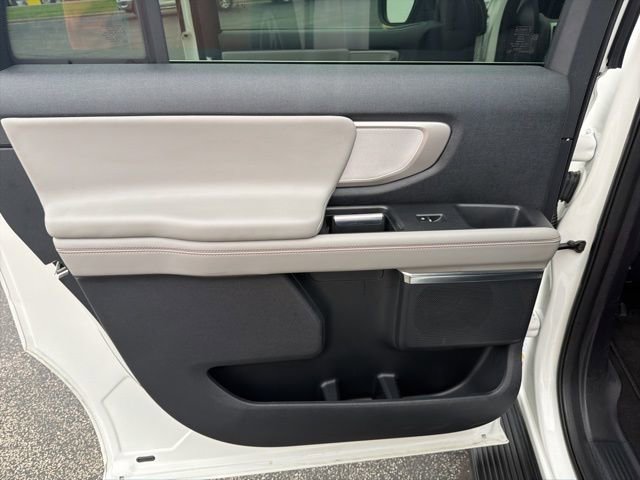 Used 2025 Ford Expedition Max Active image 26