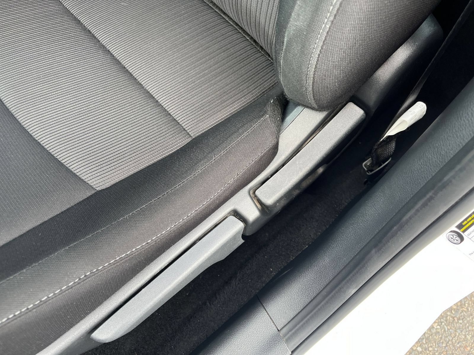 Used 2025 Nissan Sentra SV FWD image 21