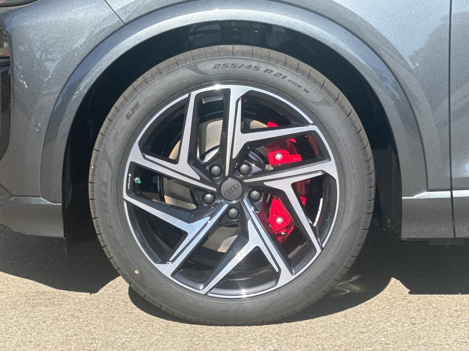 New 2027 Audi SQ6 e-tron Premium Plus AWD/4WD image 26