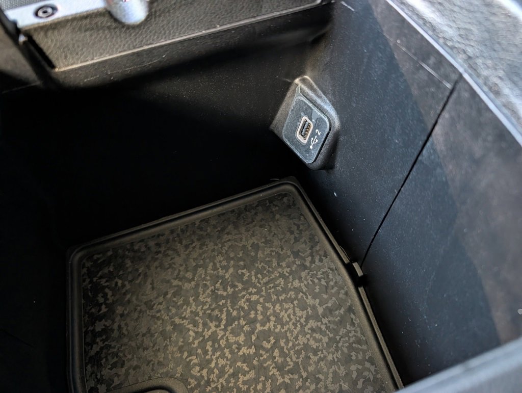 Used 2023 Jeep Wrangler Sport S image 39