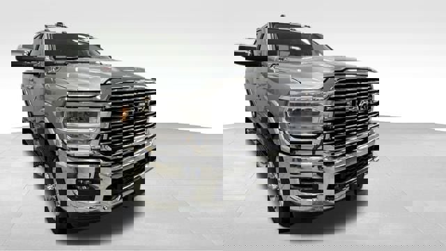 Used 2022 RAM 3500 Laramie image 38