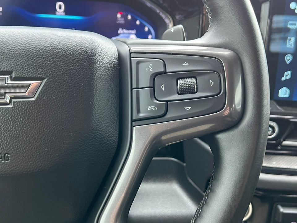 Used 2024 Chevrolet Silverado 1500 ZR2 image 19