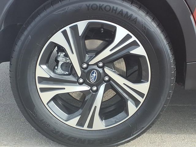 Used 2024 Subaru Crosstrek 2.0i Premium image 3