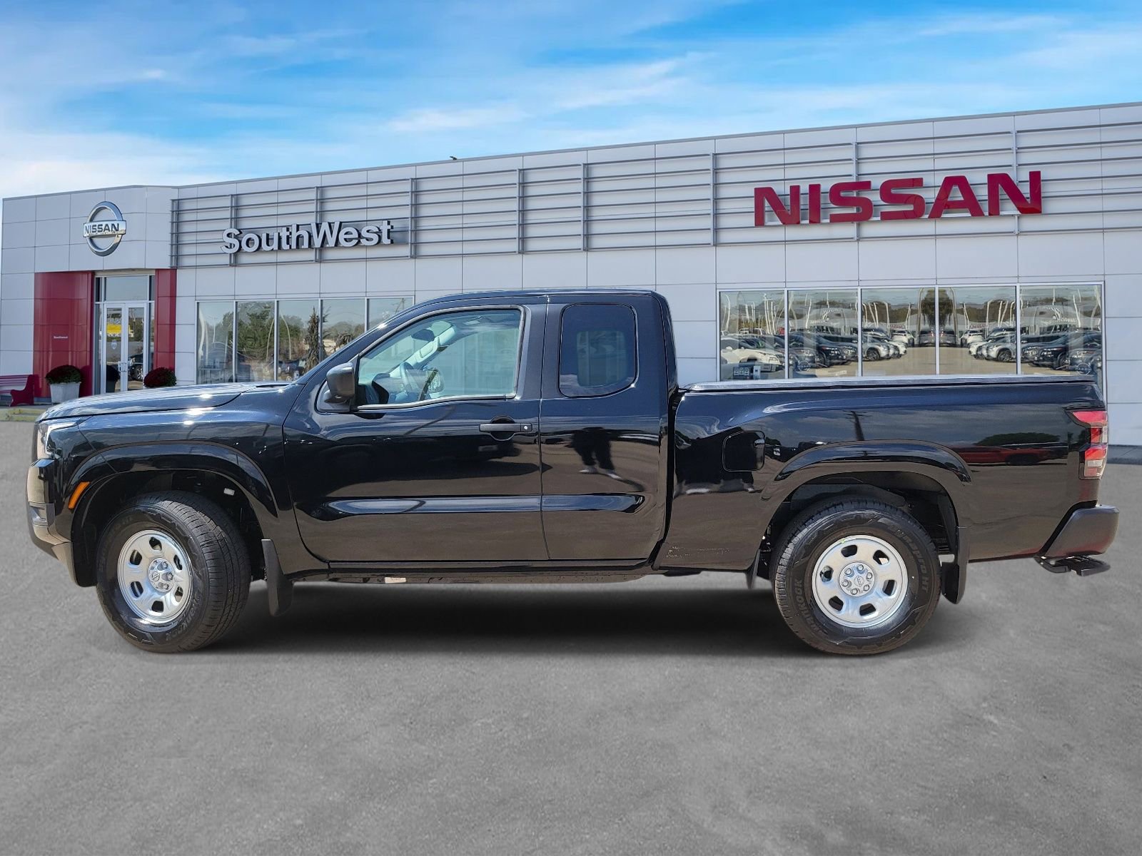 New 2026 Nissan Frontier S image 9