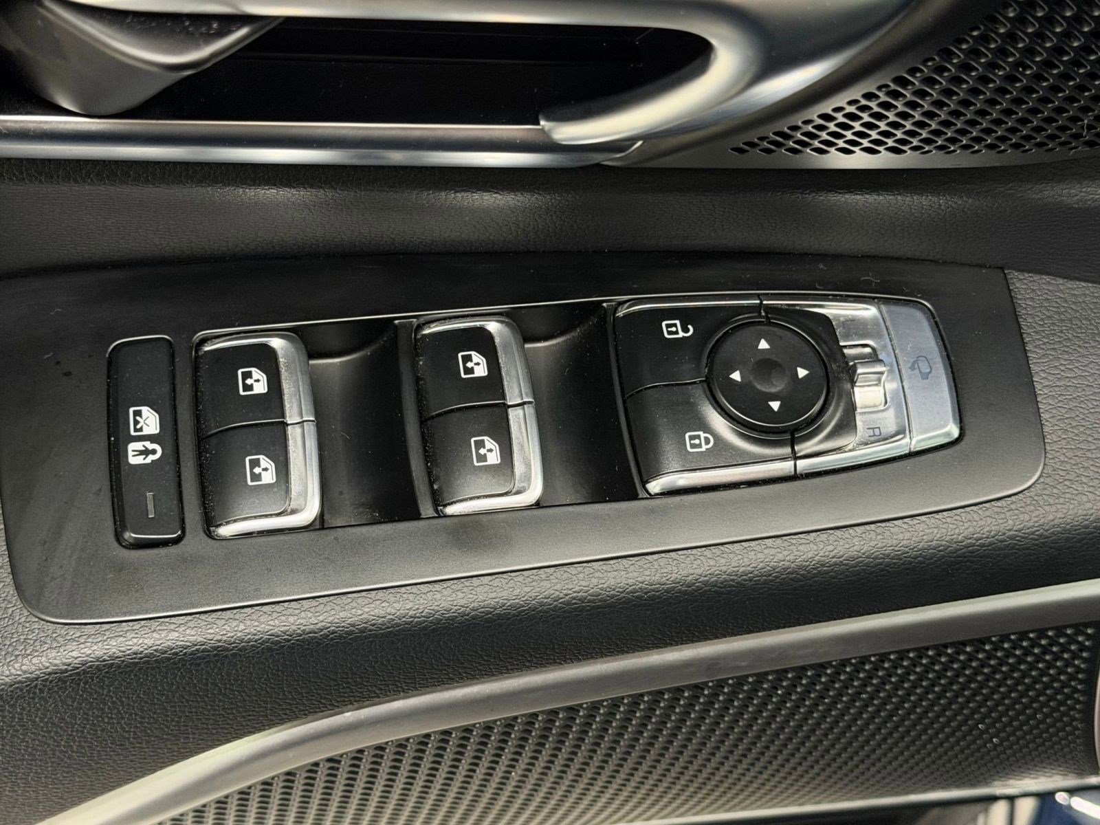 Used 2025 Kia Telluride EX X-Line AWD/4WD image 20