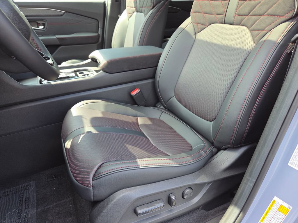 New 2026 Honda Pilot Black Edition image 34
