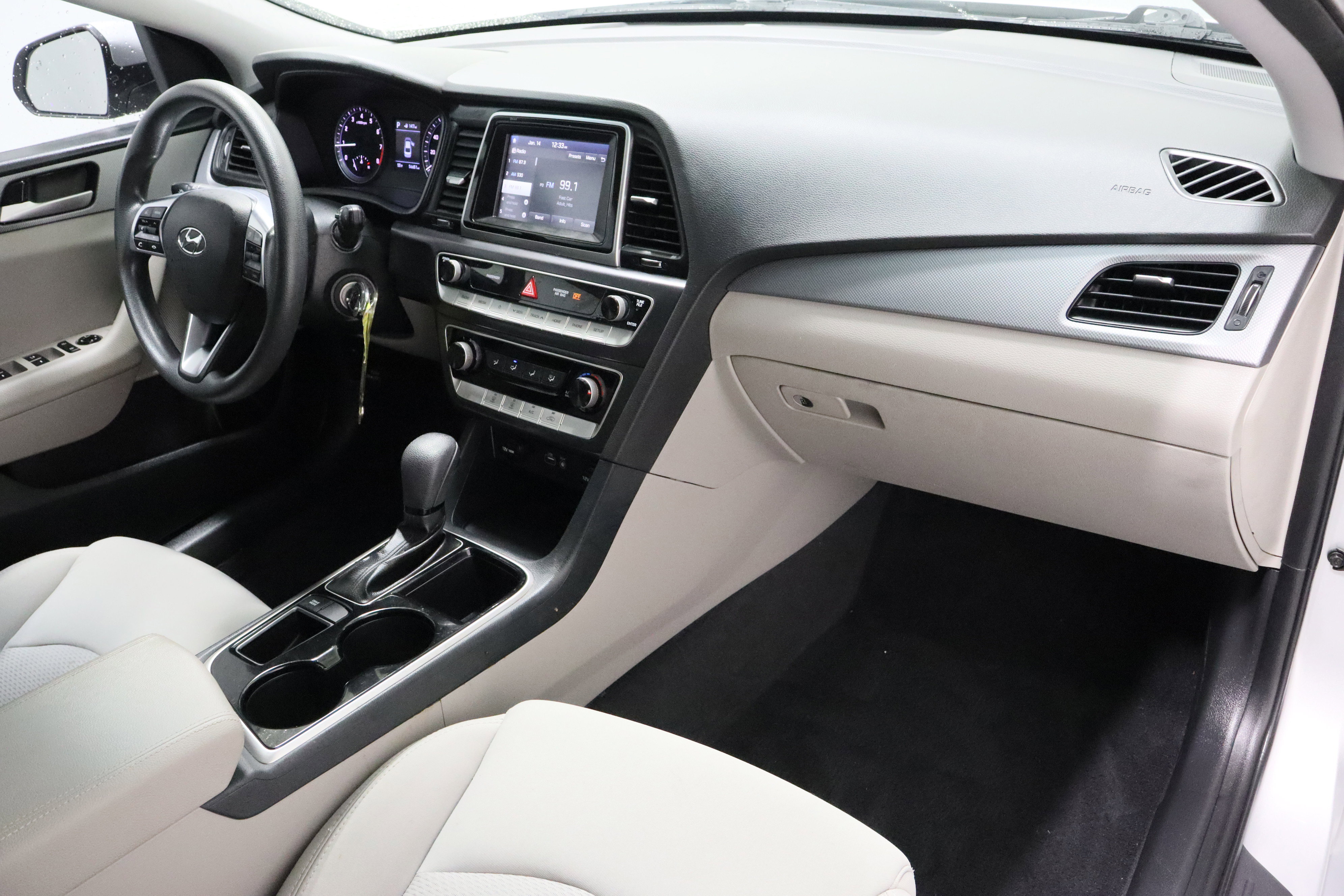 Used 2018 Hyundai Sonata SE image 33