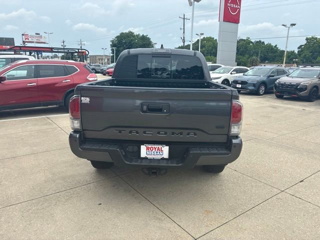 Used 2023 Toyota Tacoma TRD Off-Road w/ Technology Package AWD/4WD image 6