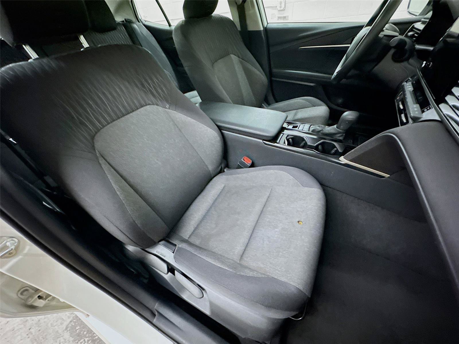 Used 2025 Toyota Camry LE w/ Convenience Package FWD image 26