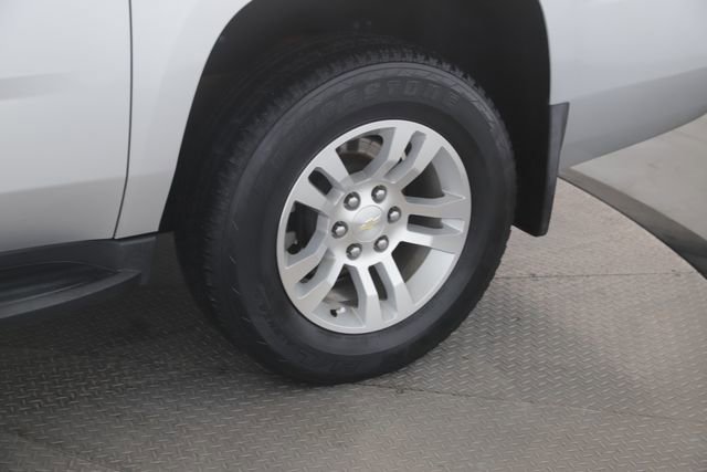 Used 2018 Chevrolet Suburban LT AWD/4WD image 14