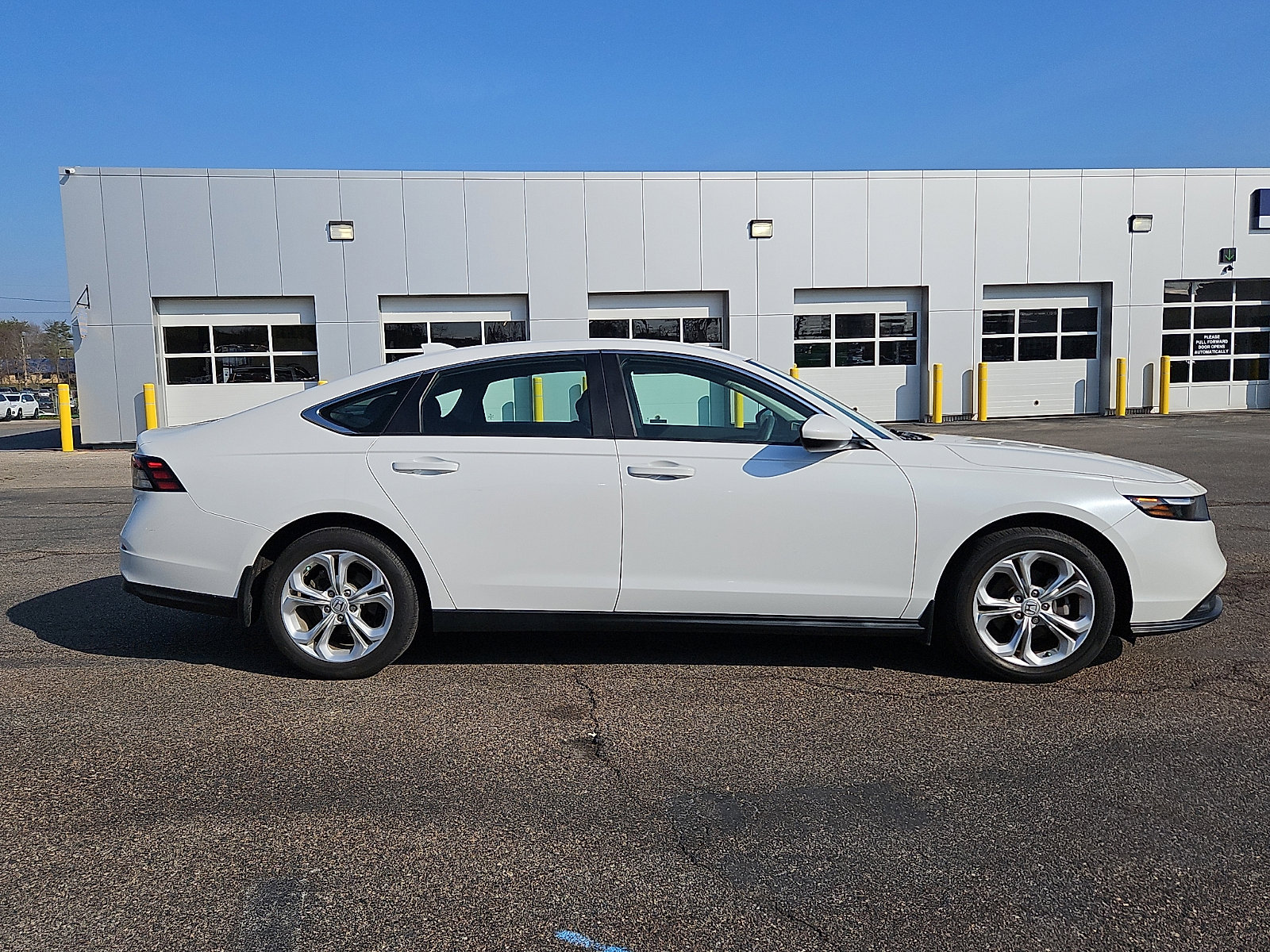Used 2023 Honda Accord LX image 7