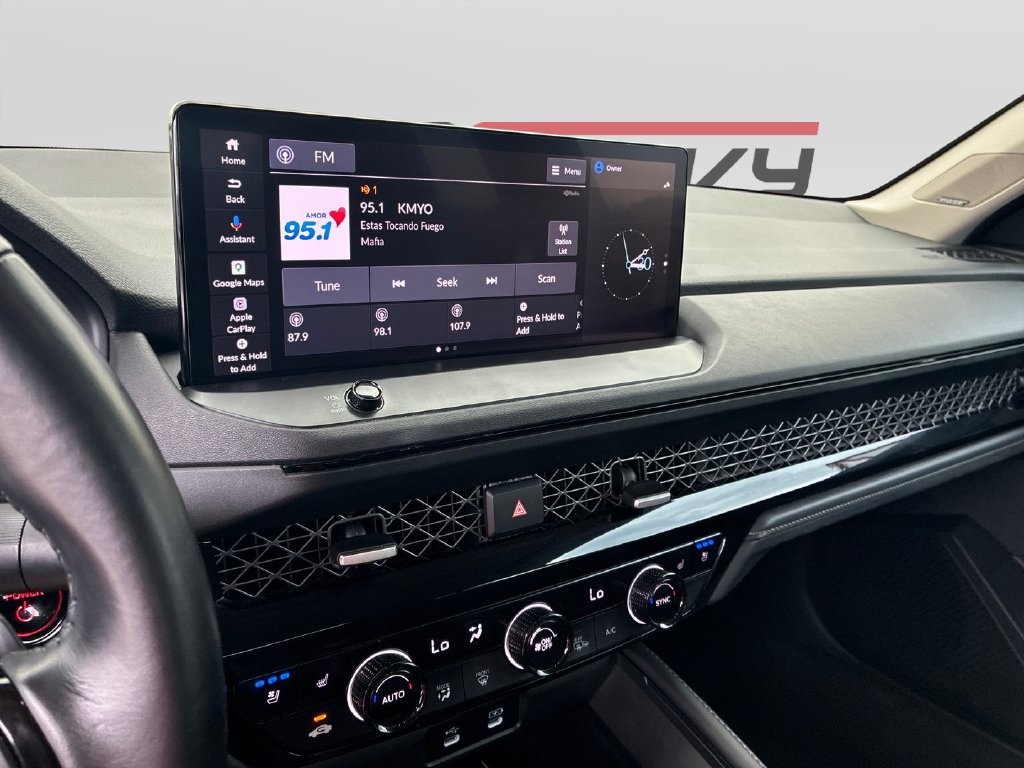 Used 2023 Honda Accord Touring image 14