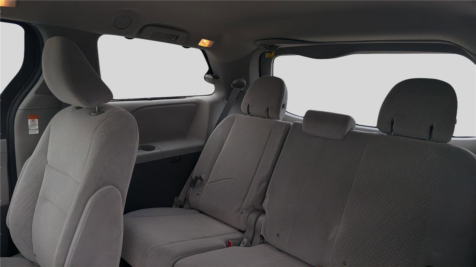 Used 2020 Toyota Sienna LE FWD image 16