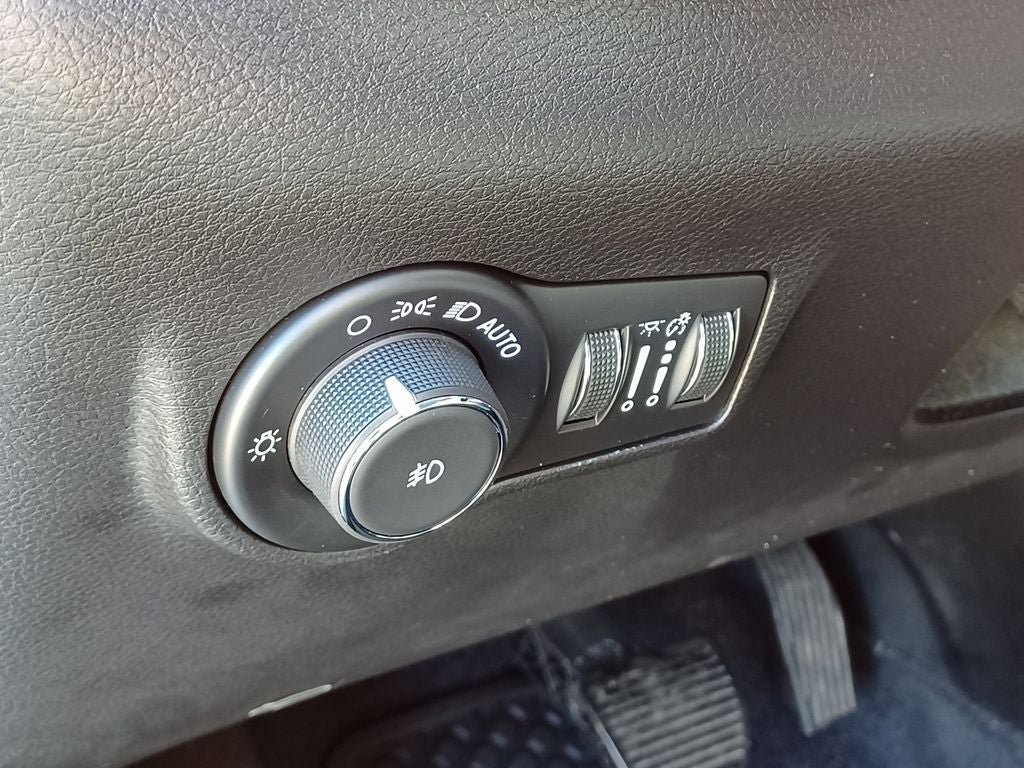 Used 2024 Jeep Compass Trailhawk AWD/4WD image 14