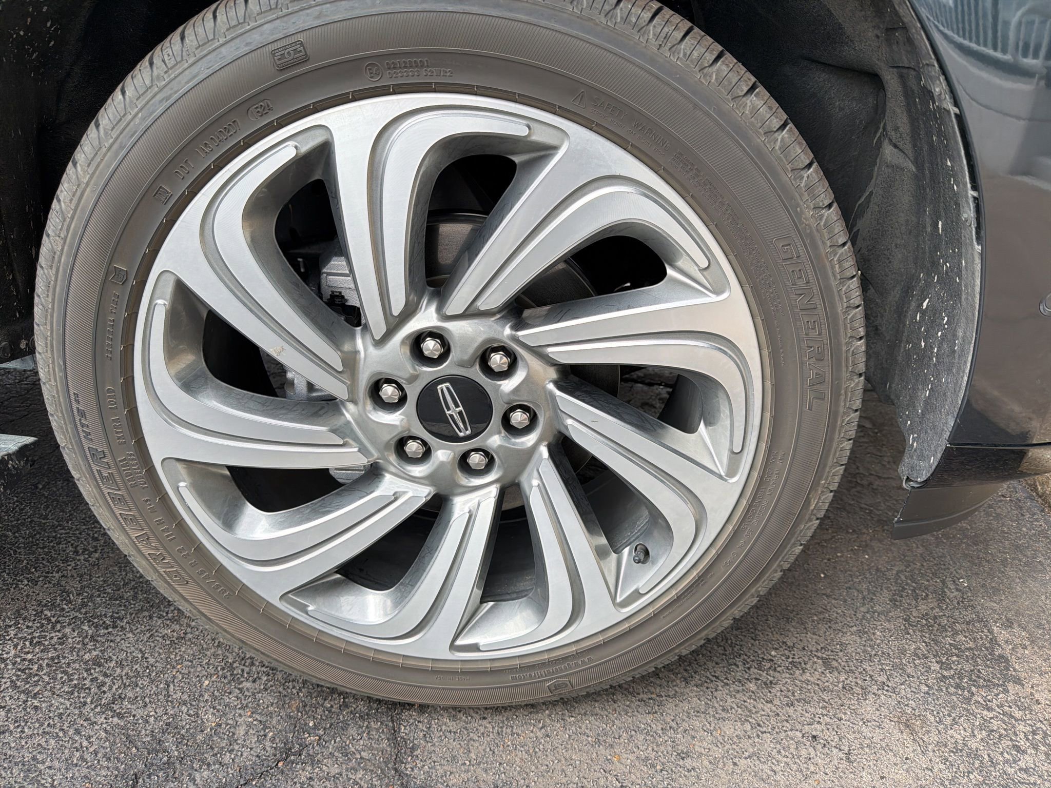 Used 2024 Lincoln Navigator Reserve image 4