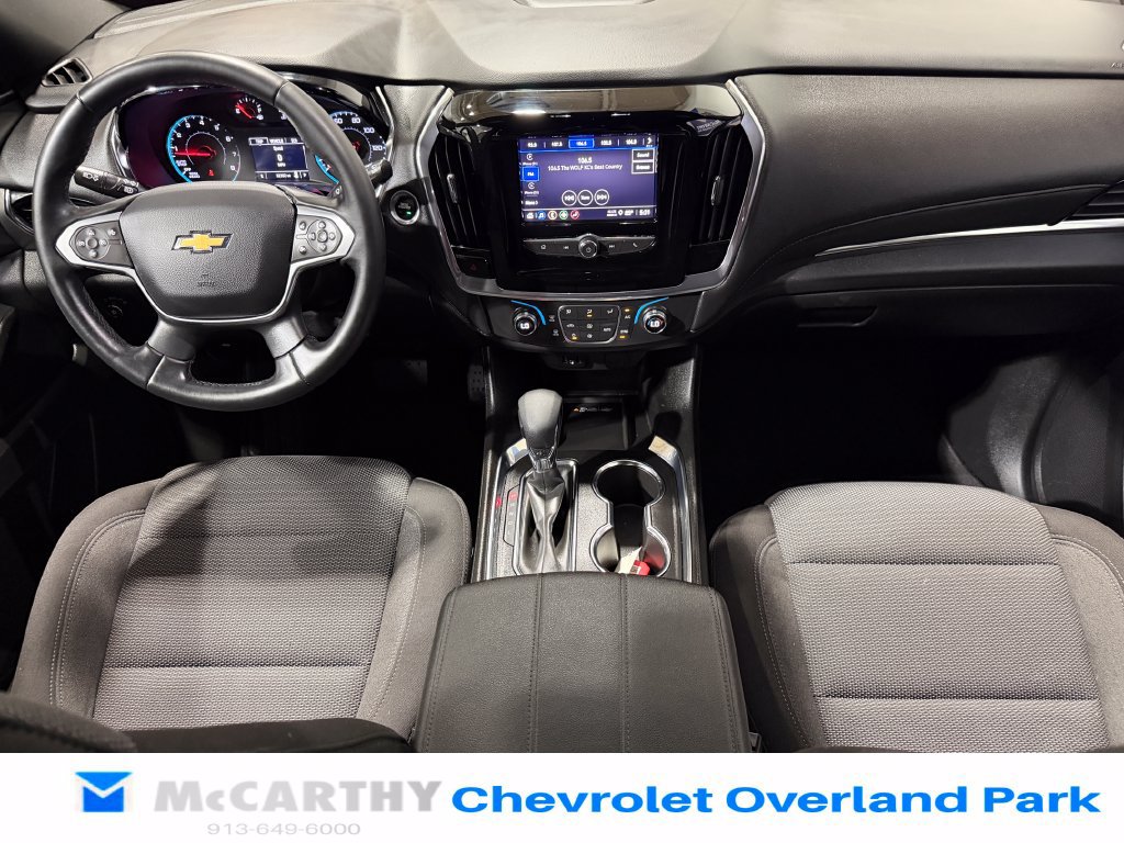 Used 2023 Chevrolet Traverse LT w/ LPO, Cargo Package FWD image 26