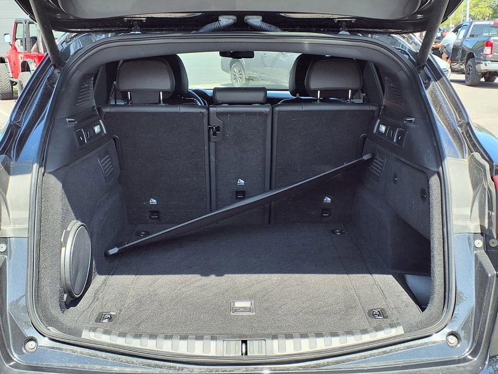 Used 2023 Alfa Romeo Stelvio Estrema AWD/4WD image 18