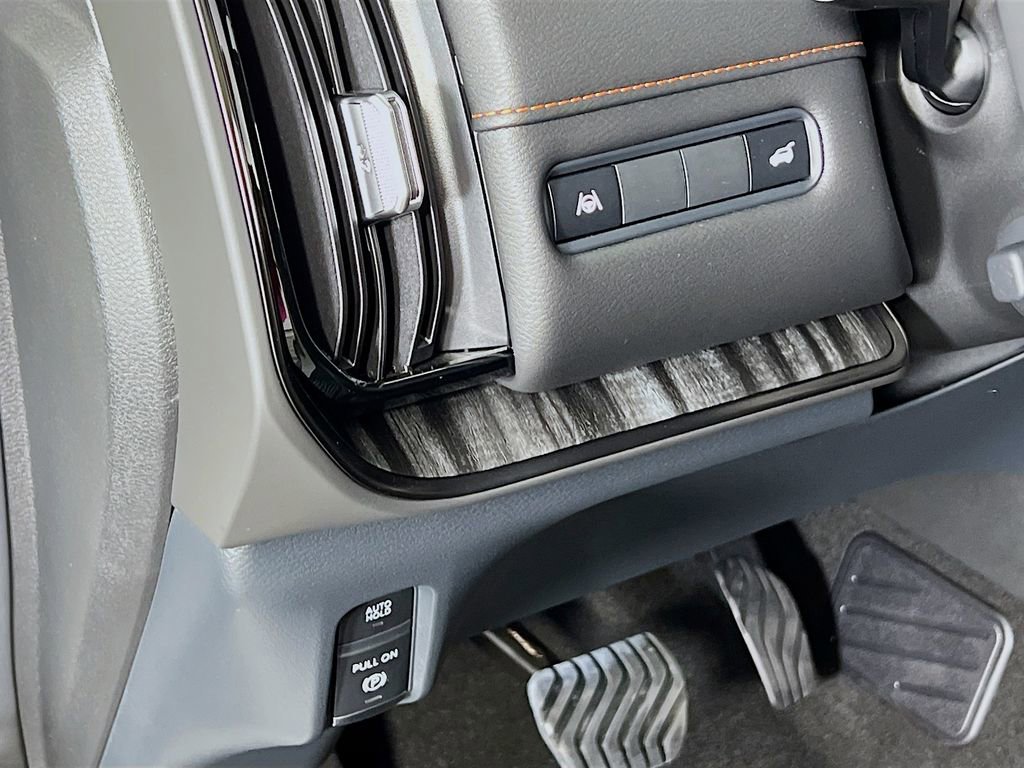 New 2026 Nissan Armada PRO-4X image 9