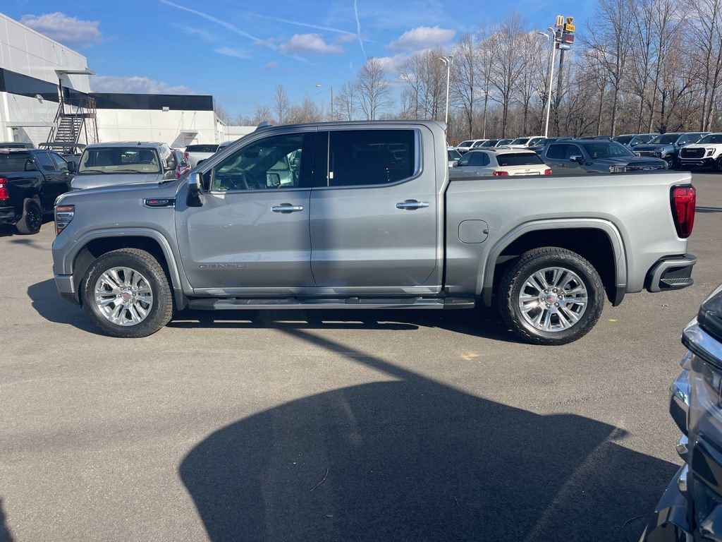 Used 2025 GMC Sierra 1500 Denali w/ Technology Package image 2