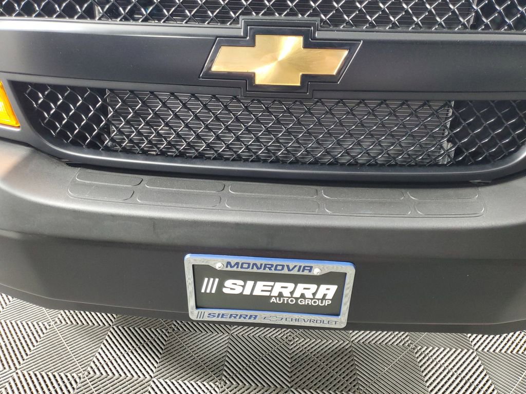 New 2026 Chevrolet Express 2500 w/ Driver Convenience Package image 10