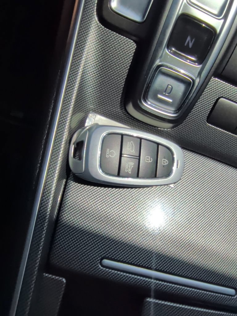 Used 2023 Hyundai Santa Fe SEL w/ Cargo Package FWD image 43