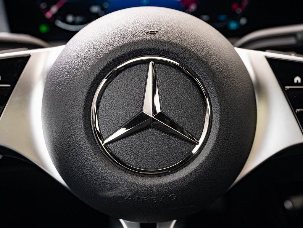 Certified 2025 Mercedes-Benz CLA 250 4MATIC image 27