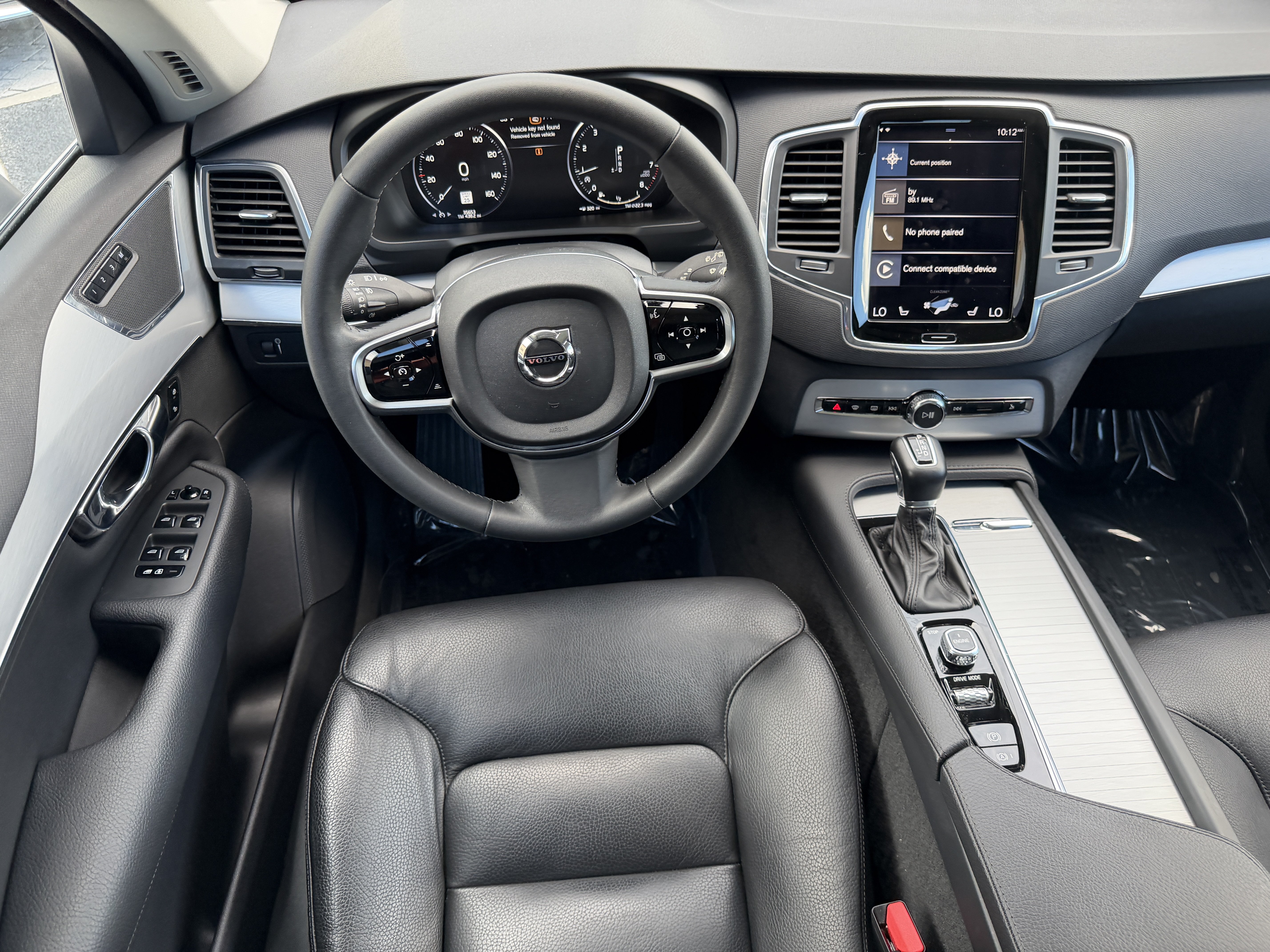 Used 2016 Volvo XC90 T6 Momentum AWD/4WD image 13