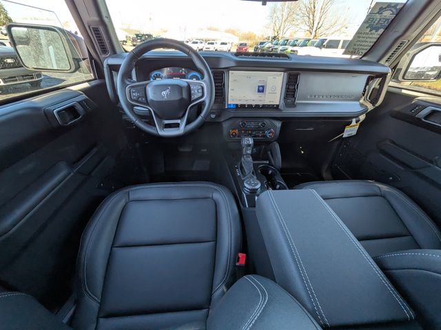 New 2025 Ford Bronco Badlands w/ Sasquatch Package AWD/4WD image 8