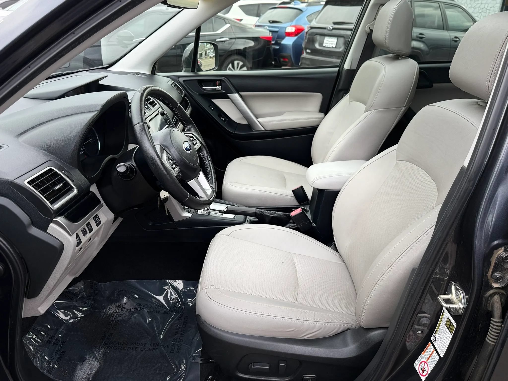 Used 2017 Subaru Forester 2.5i Limited AWD/4WD image 12