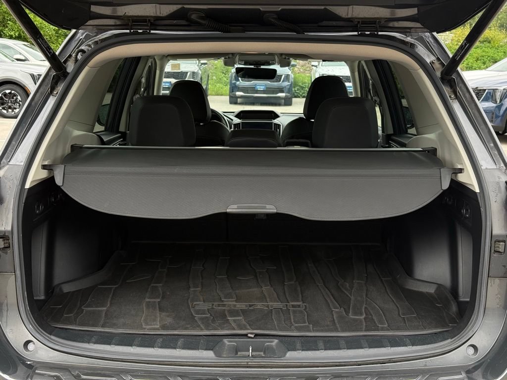 Used 2020 Subaru Forester Limited AWD/4WD image 12