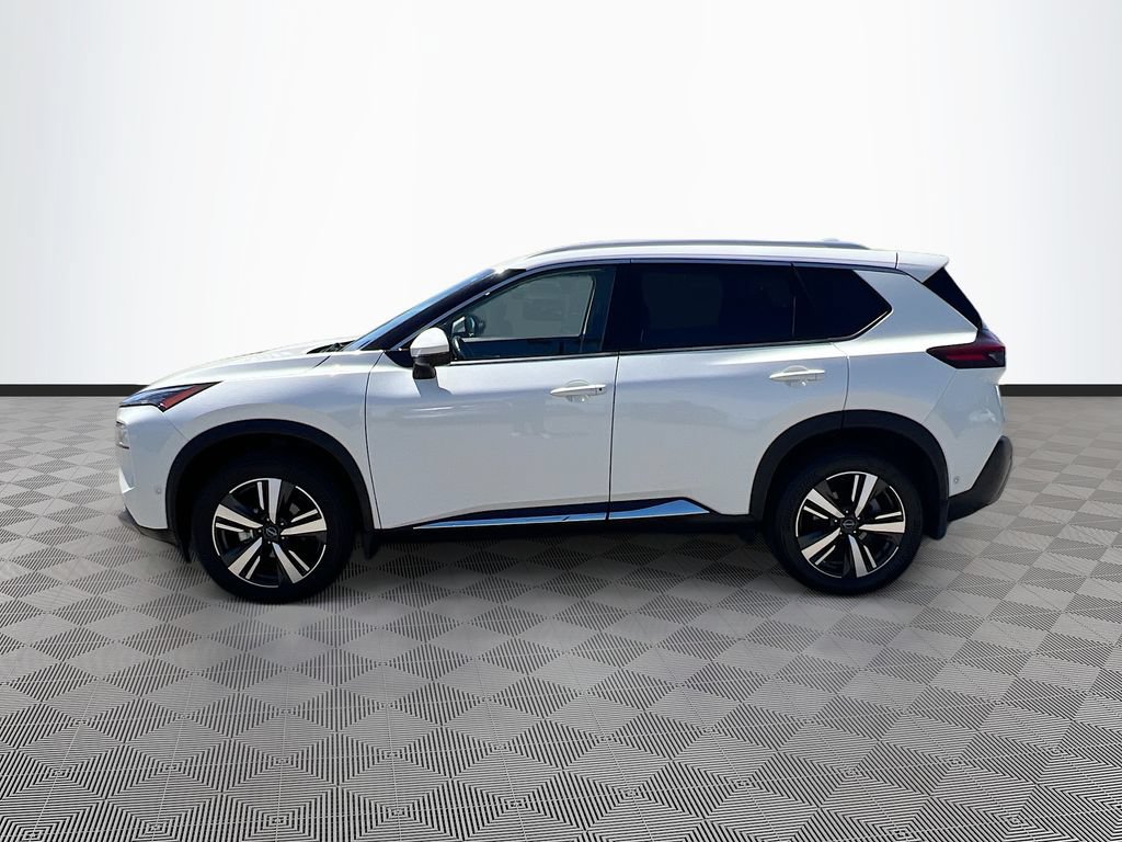 Used 2023 Nissan Rogue SL w/ SL Premium Package FWD image 4