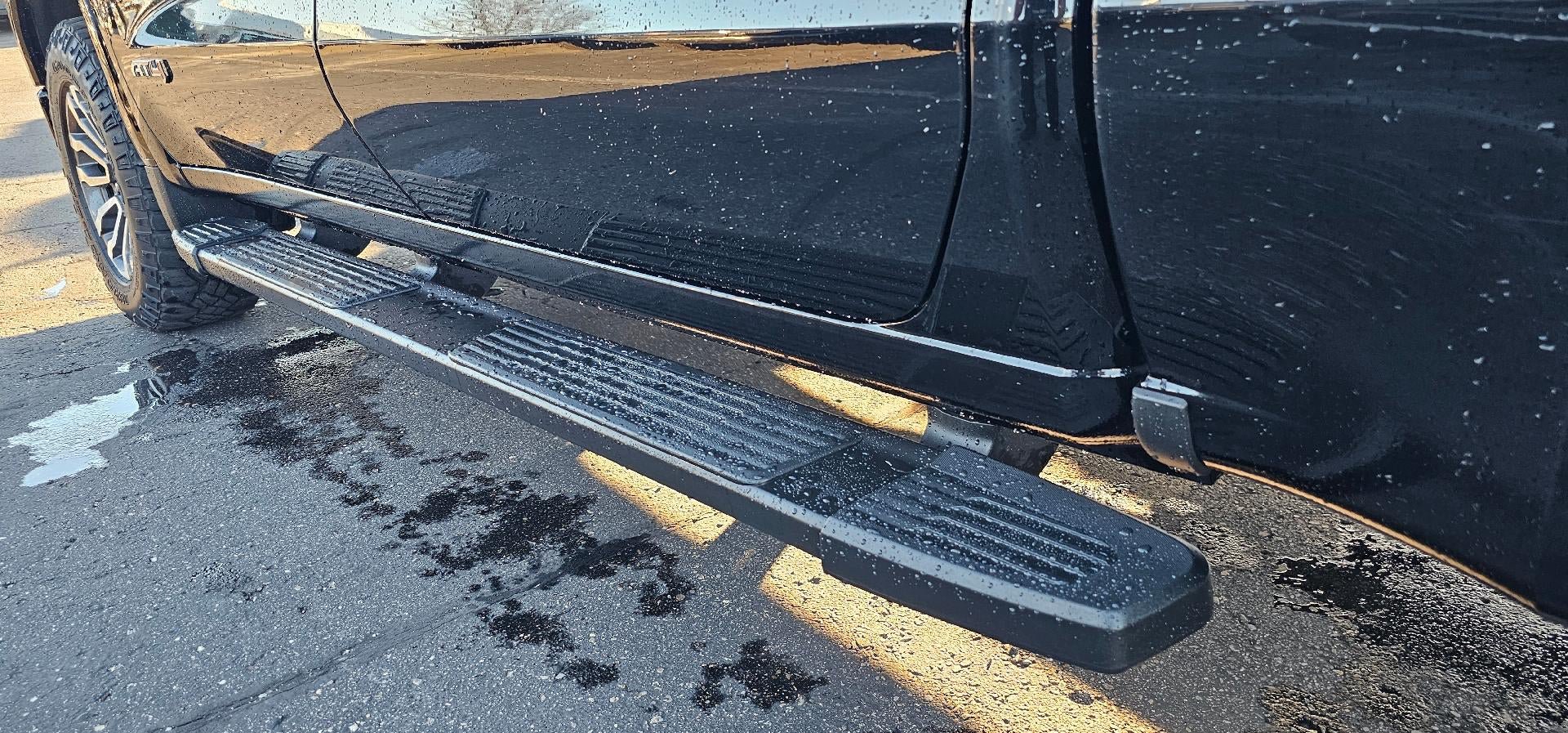 Used 2020 GMC Sierra 1500 AT4 w/ AT4 Premium Package AWD/4WD image 10