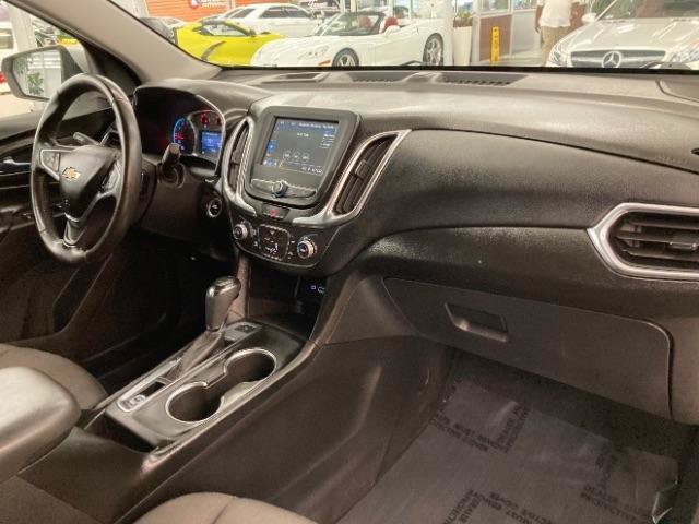 Used 2019 Chevrolet Equinox LT AWD/4WD image 17