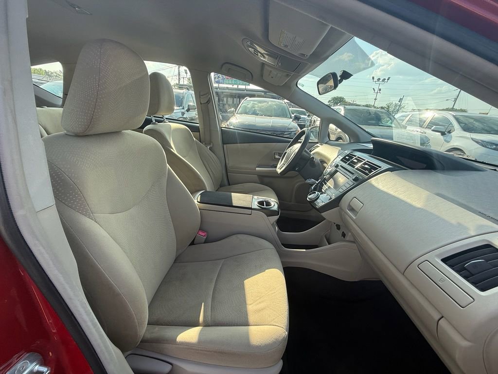 Used 2013 Toyota Prius V Three FWD image 22