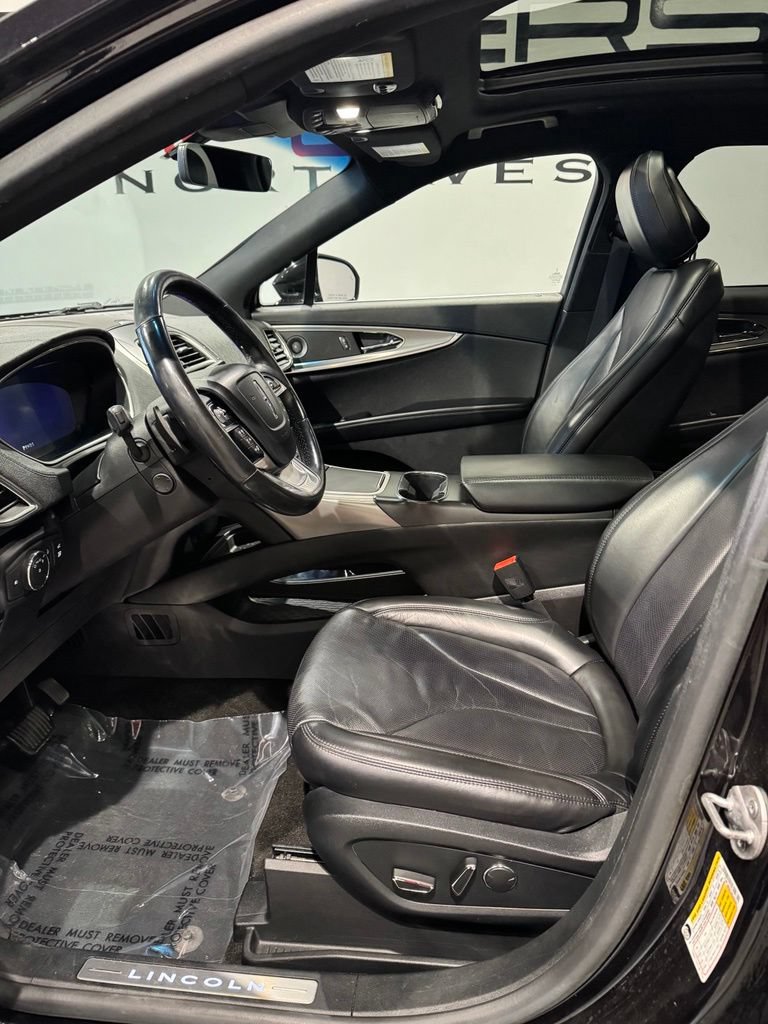 Used 2020 Lincoln Nautilus Reserve FWD image 12