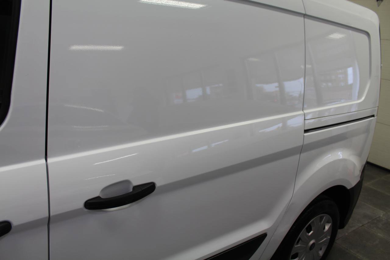 Used 2022 Ford Transit Connect XL image 30
