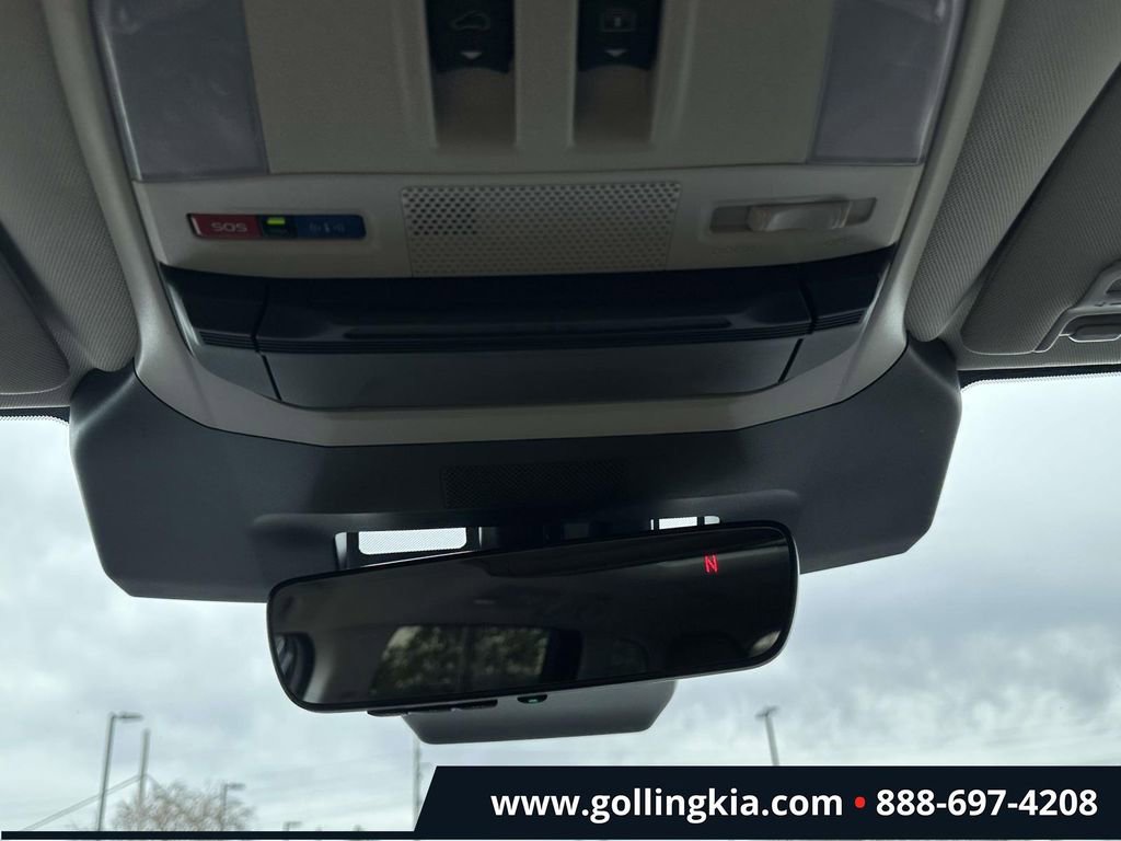 Used 2023 Subaru Ascent Onyx Edition image 32