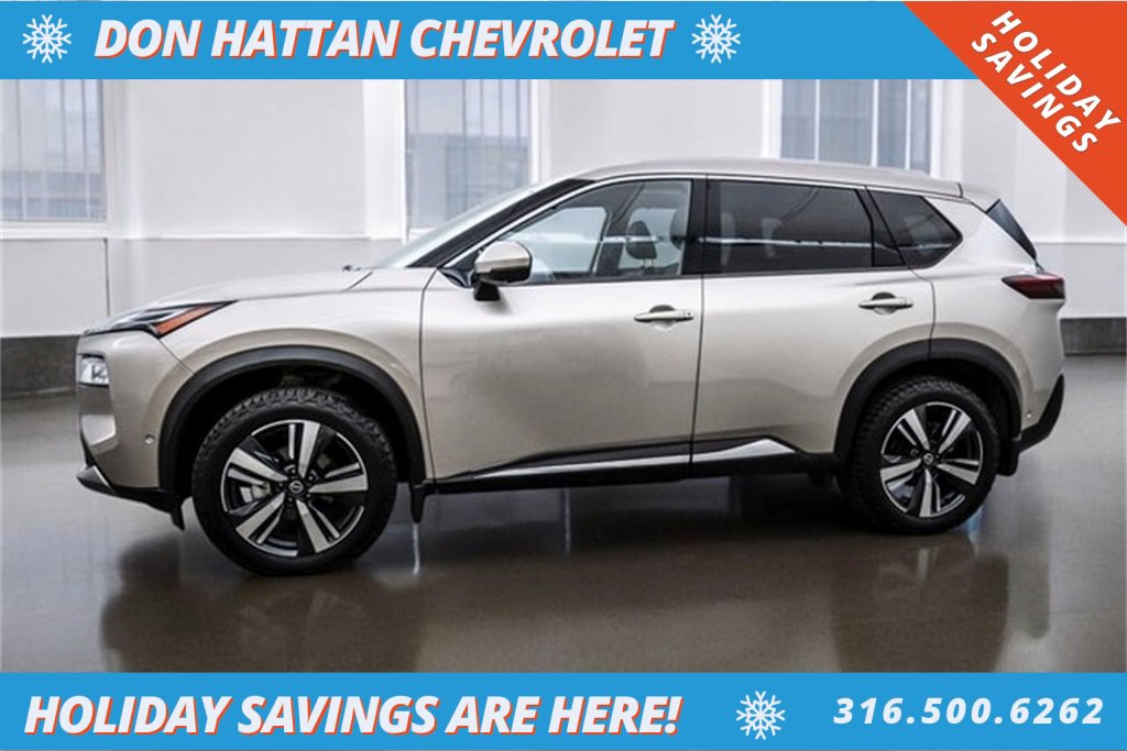 Used 2021 Nissan Rogue Platinum image 2