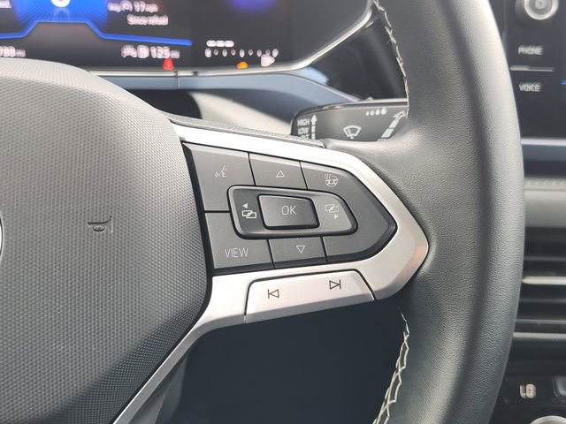 Used 2024 Volkswagen Taos SE image 23