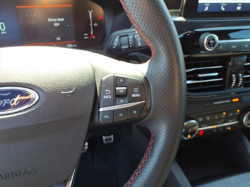 Used 2024 Ford Escape ST-Line image 19